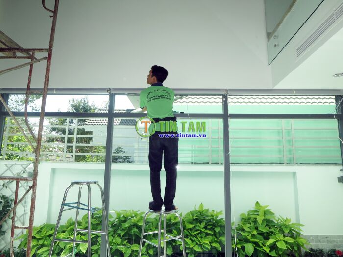 rem cửa tự động giá rẻ