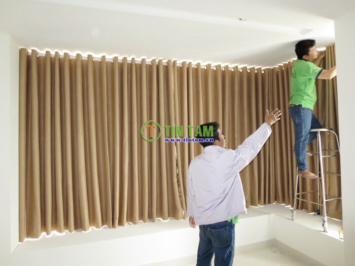 nhận thi cong rèm vải cao cấp chống nắng giá rè