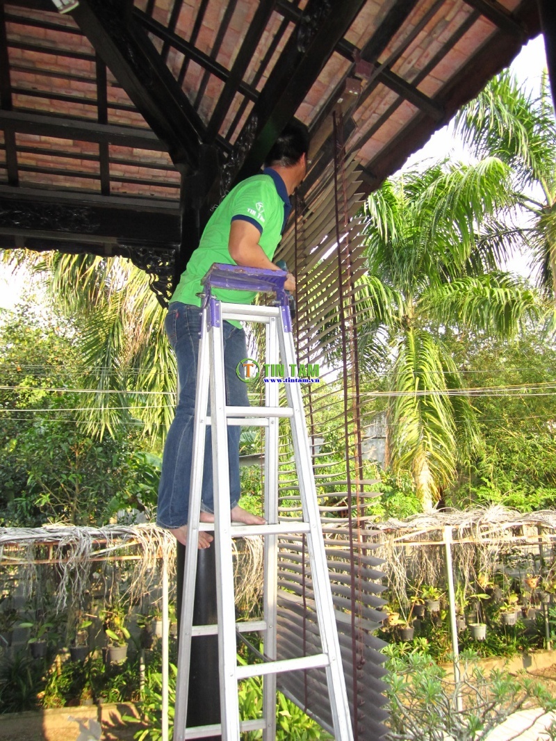 Rèm sáo gỗ với những miếng gỗ được làm bằng gỗ tự nhiên, bền đẹp
