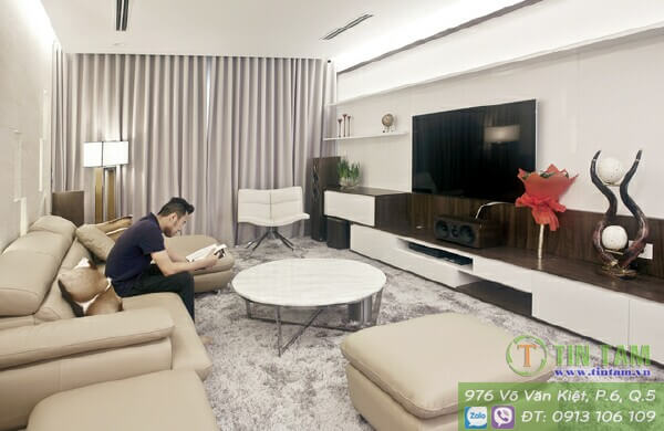 man_cua_dep_cho_phong_khach
